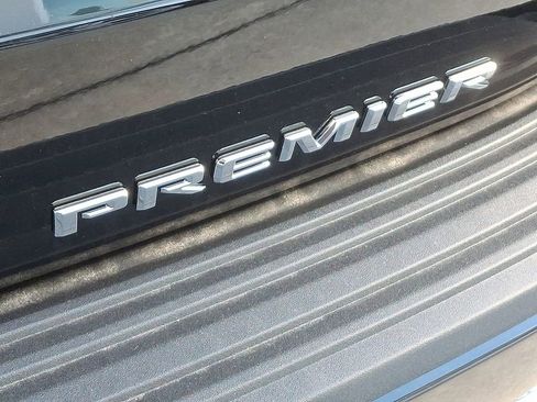 New 2026 Chevrolet Suburban Premier image 12