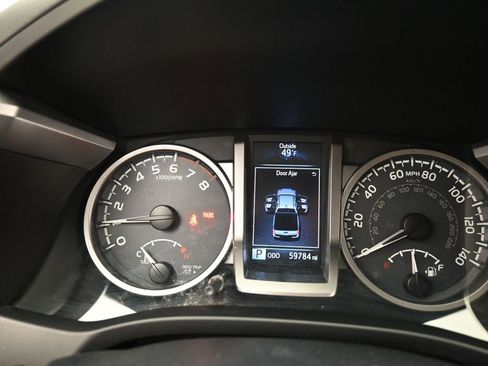 Used 2019 Toyota Tacoma SR5 image 20