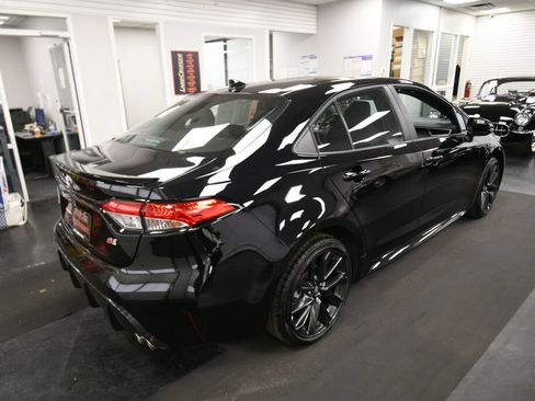 Certified 2026 Toyota Corolla SE FWD image 8