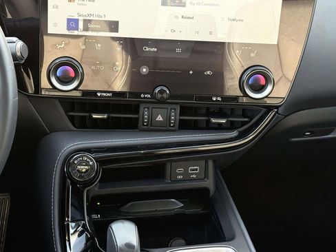 Used 2025 Lexus NX 350 AWD w/ Premium Package image 18