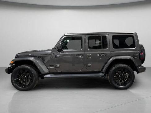 Used 2021 Jeep Wrangler Unlimited Sahara AWD/4WD image 6