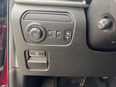 Used 2022 Jeep Wagoneer Series I w/ Convenience Group I AWD/4WD image 15