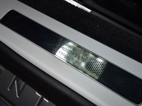 Used 2021 Bentley Continental GT image 23