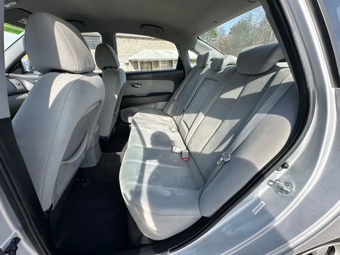 Used 2010 Hyundai Elantra Blue Sedan 4D w/ Comfort Pkg 2 image 26