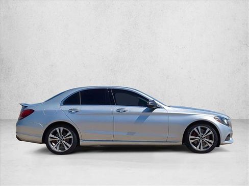 Used 2018 Mercedes-Benz C 300 C 300 image 4