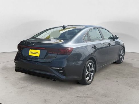 Used 2019 Kia Forte LXS FWD image 5