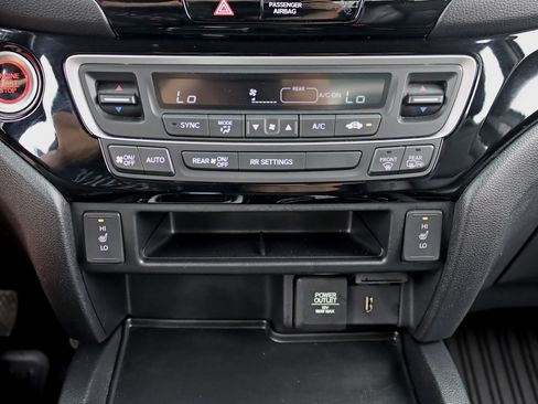 Used 2018 Honda Ridgeline RTL-E image 26