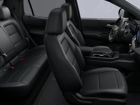 New 2026 Chevrolet Equinox LT w/ Convenience Package II FWD image 8