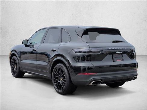 Used 2020 Porsche Cayenne image 8
