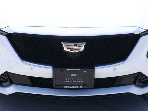 Used 2025 Cadillac CT5 Sport RWD image 8