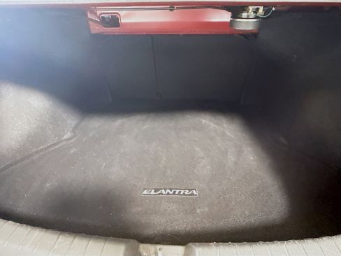 Used 2017 Hyundai Elantra Limited w/ Limited Ultimate Package 05 image 35