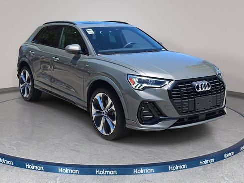 Certified 2021 Audi Q3 2.0T Premium Plus AWD/4WD image 3