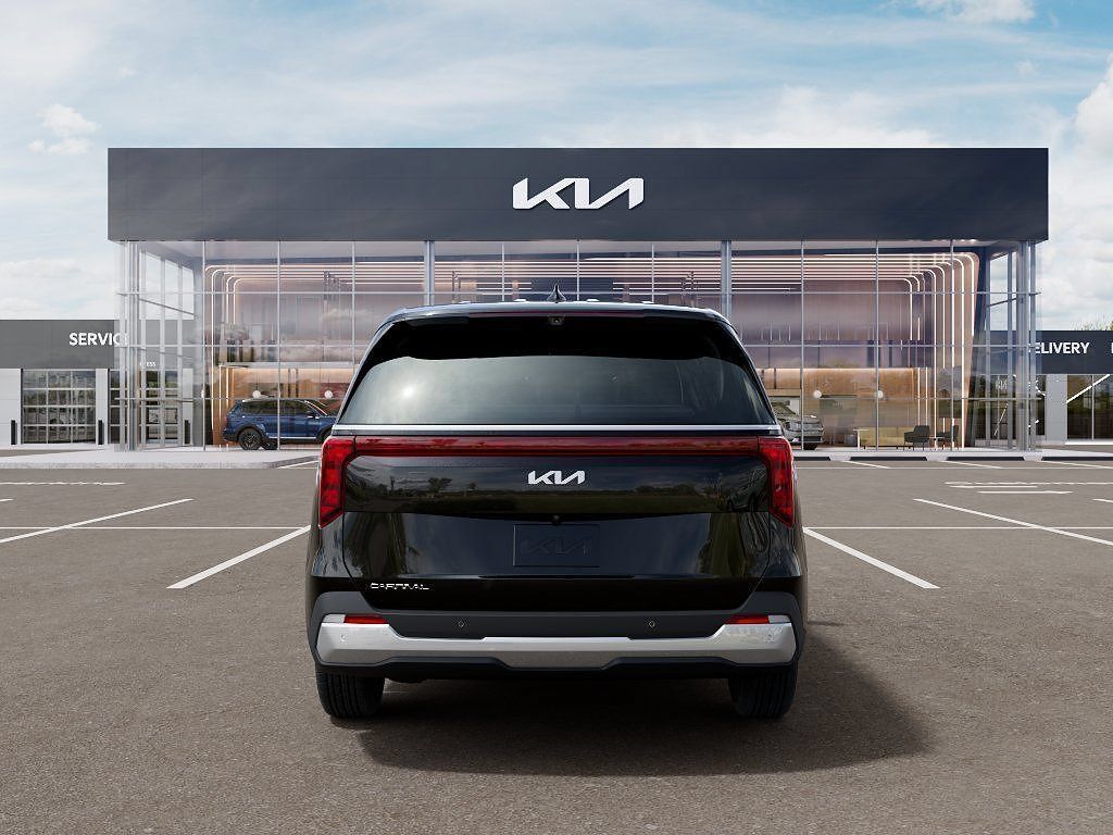 New 2026 Kia Carnival EX FWD image 5