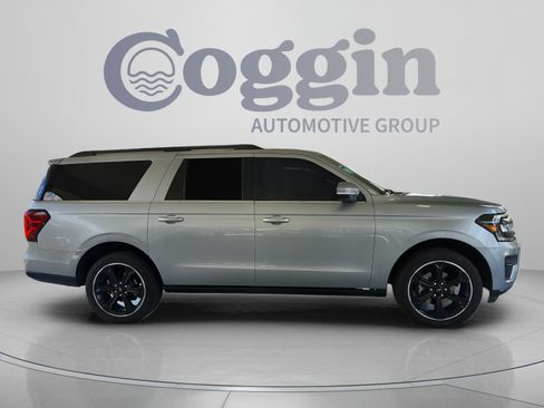 Used 2024 Ford Expedition Max Limited RWD image 6