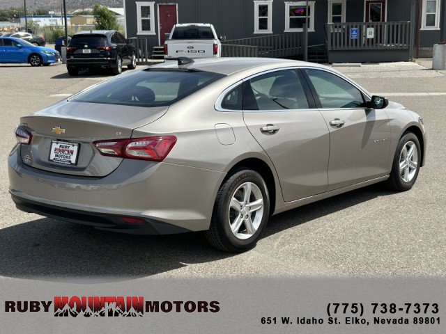 Used 2022 Chevrolet Malibu LT FWD image 7