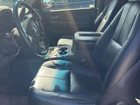 Used 2007 Chevrolet Avalanche LT w/ LT Preferred Equipment Group AWD/4WD image 5