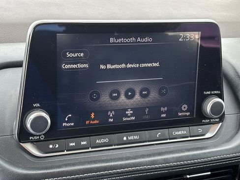 Used 2022 Nissan Rogue SV image 14