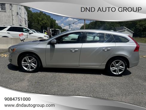 Used 2015 Volvo V60 T5 Premier AWD/4WD image 1