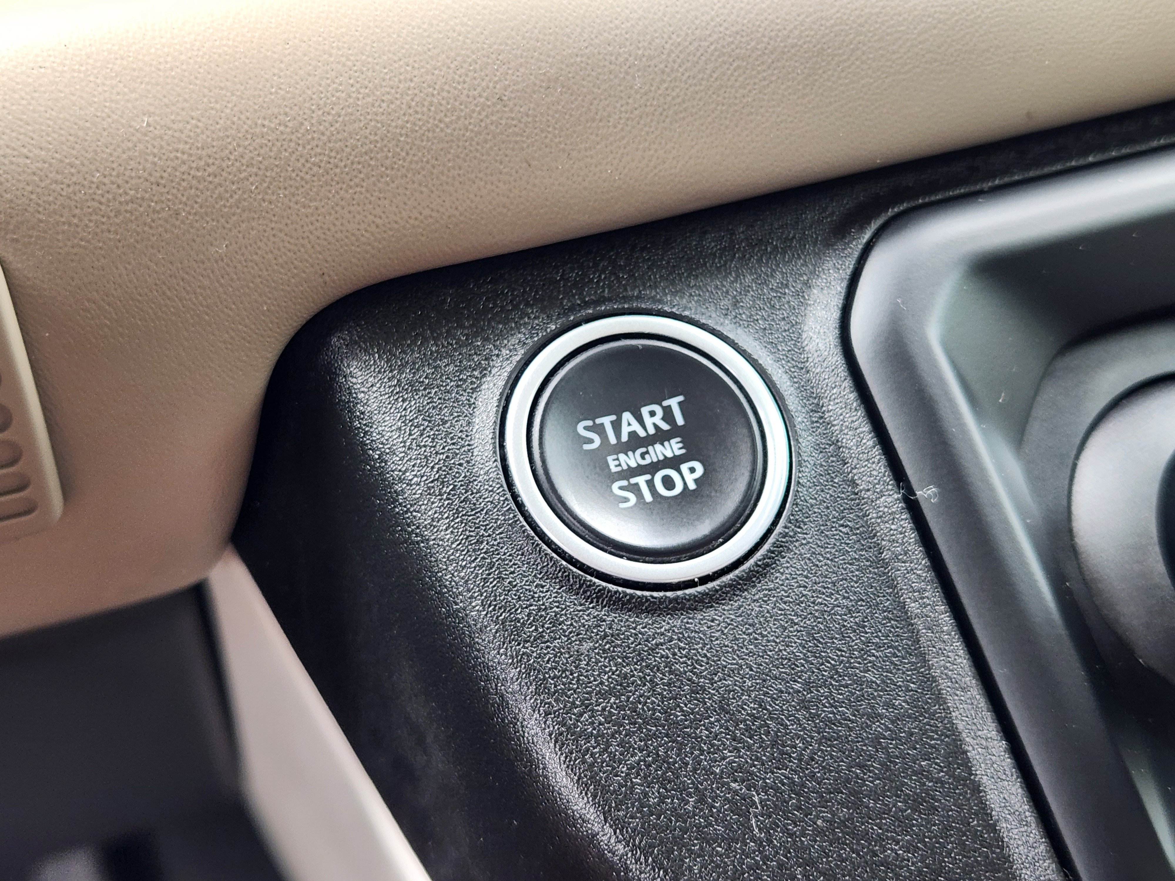 Used 2020 Land Rover Defender 110 S AWD/4WD image 21