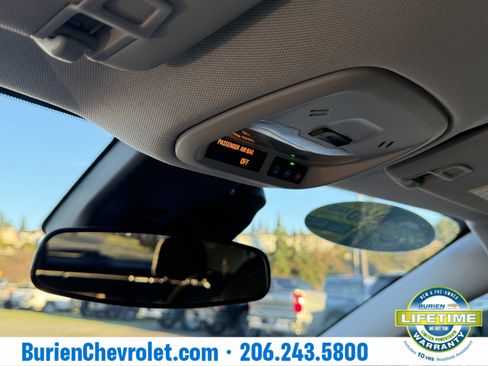 Used 2025 Chevrolet Trax LS w/ LS Convenience Package image 15