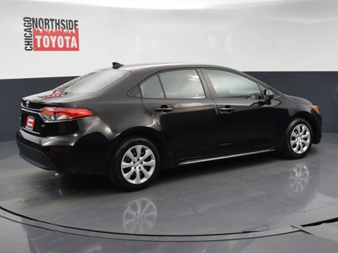 Used 2023 Toyota Corolla LE image 4