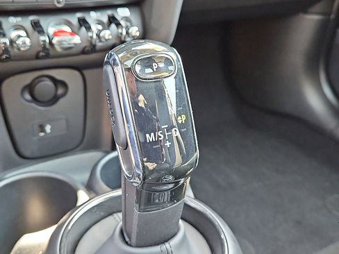 Used 2024 MINI Cooper S FWD image 15