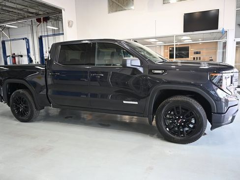 New 2026 GMC Sierra 1500 Elevation image 4