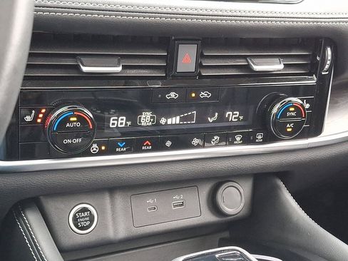 Certified 2023 Nissan Rogue Platinum w/ Platinum Premium Package image 20