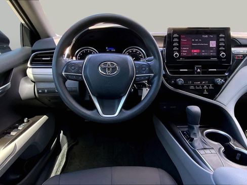 Used 2023 Toyota Camry LE FWD image 5