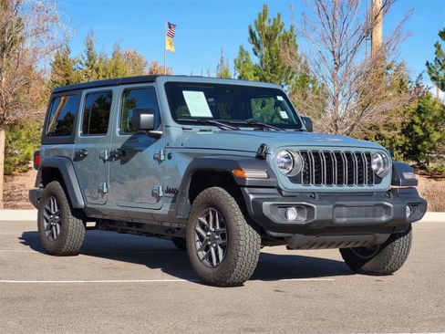 Used 2025 Jeep Wrangler Sport S image 3