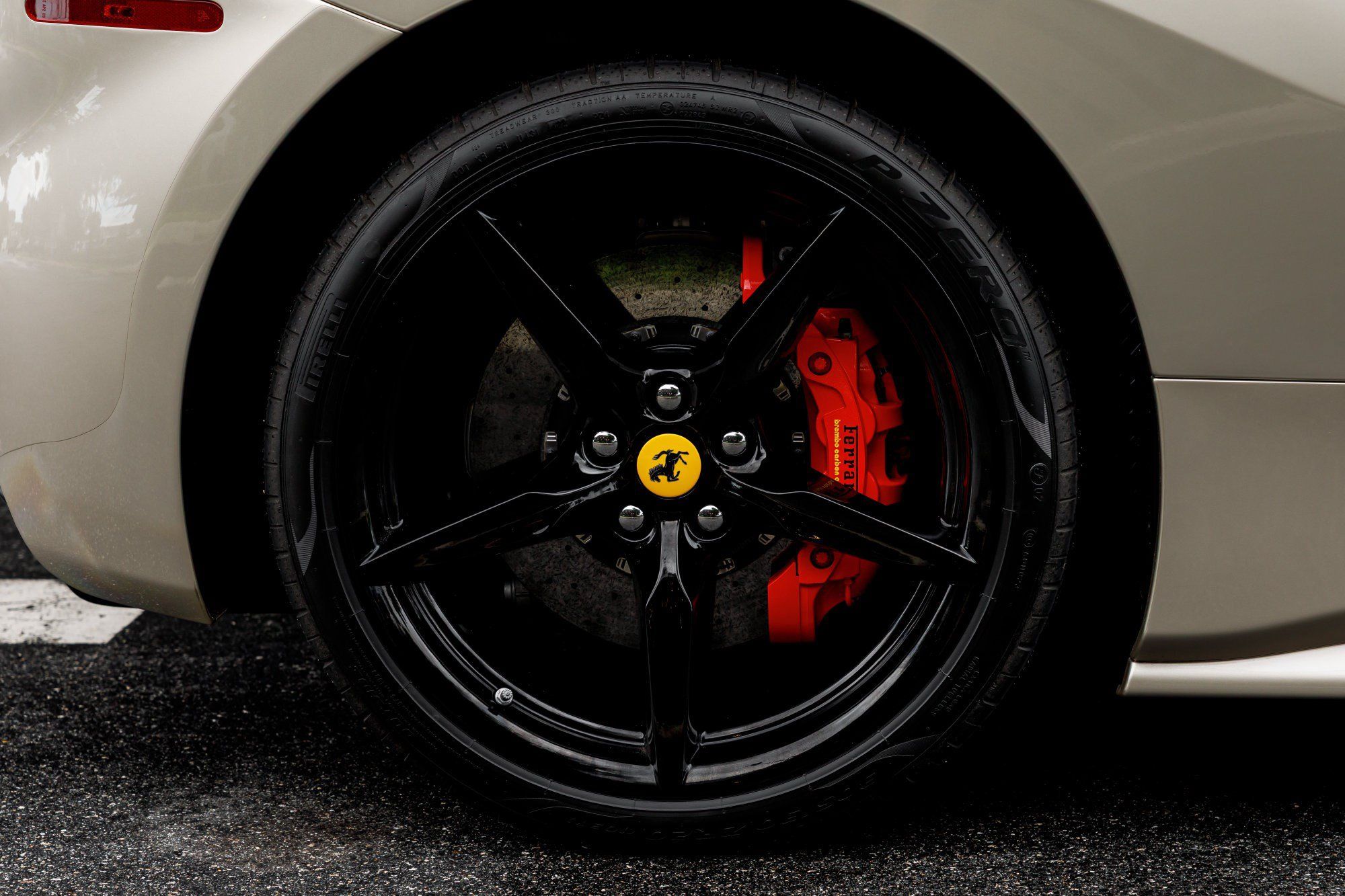 Used 2018 Ferrari 488 Spider RWD image 25