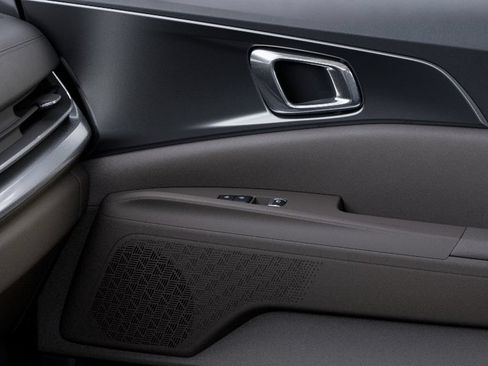 New 2027 Kia Carnival FWD image 25