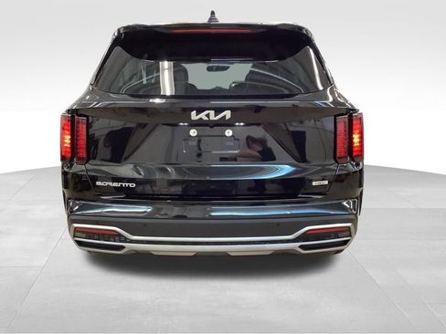 Certified 2023 Kia Sorento EX AWD/4WD image 26