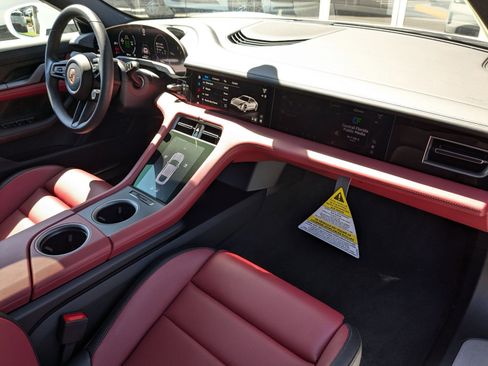 New 2025 Porsche Taycan 4S image 26