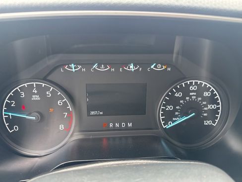 Used 2022 Ford F150 XL w/ Trailer Tow Package AWD/4WD image 4