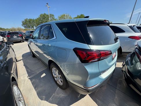 Used 2022 Chevrolet Equinox LT AWD/4WD image 3