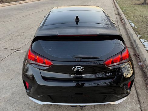 Used 2020 Hyundai Veloster Turbo FWD image 5