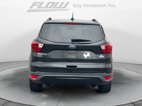 Used 2019 Ford Escape SE FWD image 8