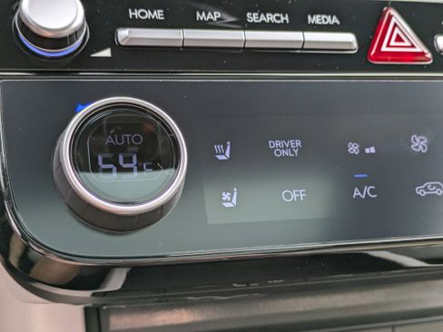 New 2026 Hyundai Tucson Limited image 28