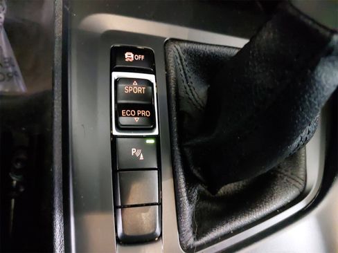 Used 2019 BMW X2 sDrive28i image 32