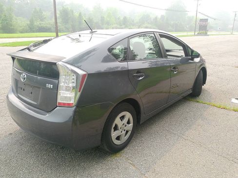 Used 2011 Toyota Prius Two FWD image 7