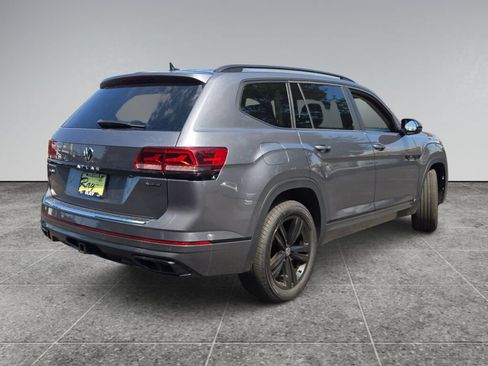 Used 2023 Volkswagen Atlas SEL R-Line AWD/4WD image 5