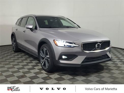 New 2026 Volvo V60 B5 Cross Country Plus w/ Protection Package Premier AWD/4WD image 1