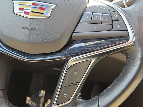 Used 2023 Cadillac XT5 Premium Luxury AWD/4WD image 22