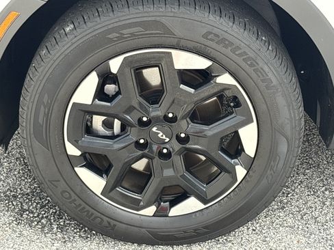 Certified 2025 Kia Sorento S AWD/4WD image 25