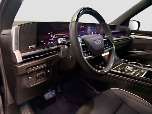 Used 2025 Cadillac Escalade ESV Premium Luxury w/ LPO, Floor Liner Package image 9