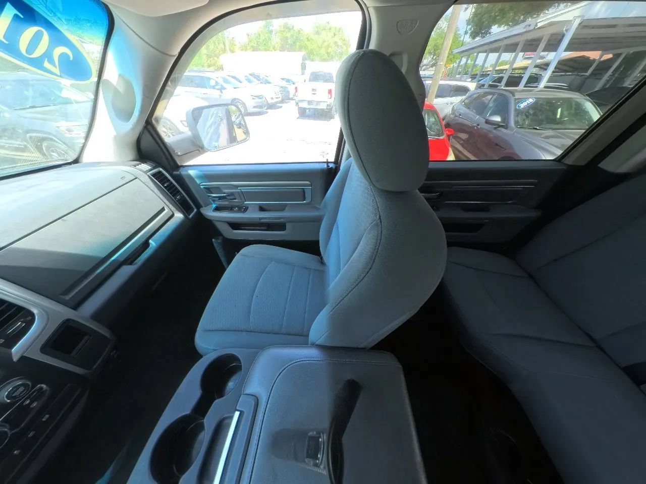 Used 2016 RAM 2500 SLT AWD/4WD image 26