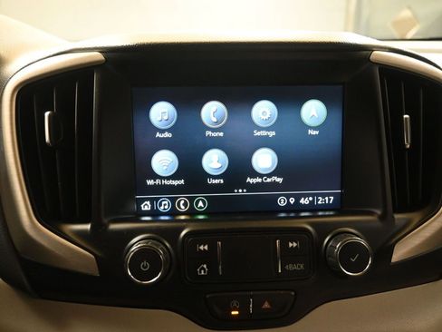 Used 2022 GMC Terrain Denali image 32