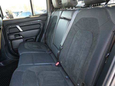 Used 2023 Land Rover Defender 110 Carpathian Edition image 31