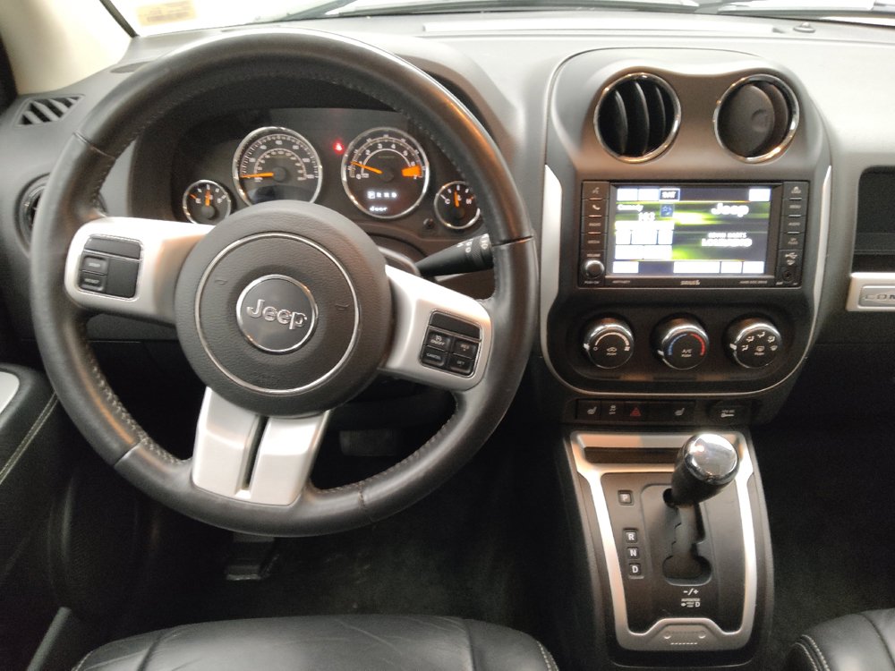 Used 2017 Jeep Compass High Altitude AWD/4WD image 22